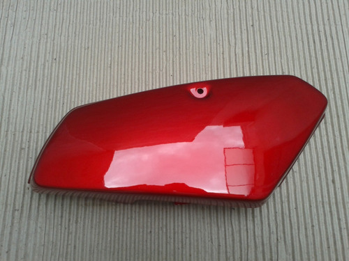 Honda C90 Cub 90 Cacha Izquierda Lateral Rojo Metalizado M/n