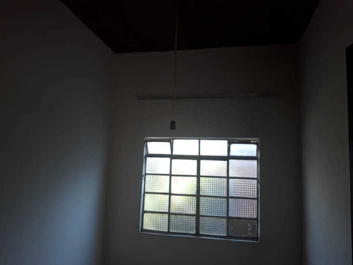 Casa Em Baependi Sul De Minas , Terra De Nhá Chica , Casa Com 03 Quartos , Porão , Galinheiro , Lavanderia. - 285