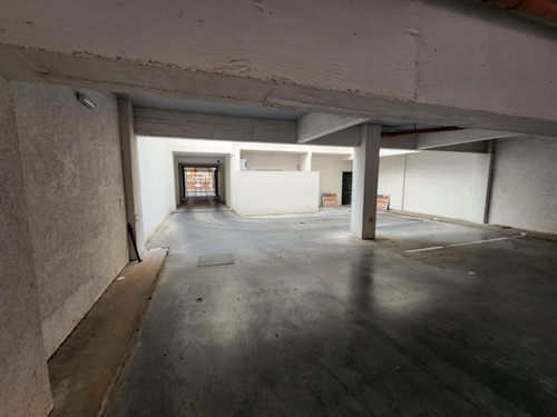 Imagen 4 de 11 de Dpto 2 Amb A Estrenar - Contra Frente 38 M² - S.justo (ctro)