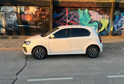 Toyota Etios 1.5 X 6mt My19