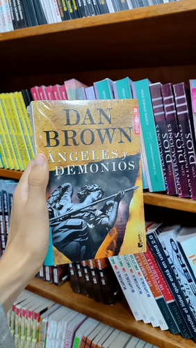 Ángeles Y Demonios (debolsillo) - Dan Brown (o)