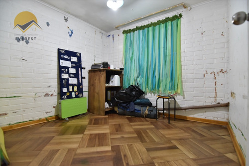 Se Vende Casa. 5d 2b Con Estacionamiento, Comuna De Maipú.