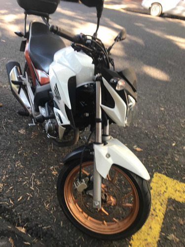Honda Cb 250 Twister - Único Dueño + Accesorios