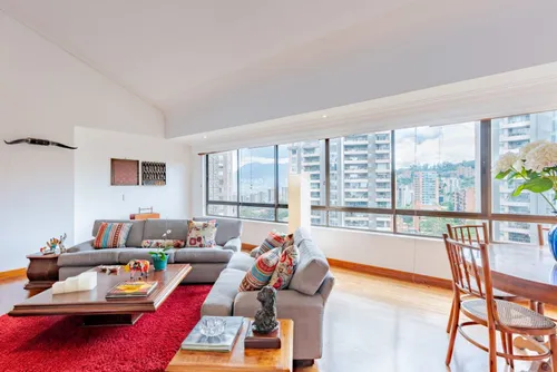 Apartamento En Venta En El Poblado. Cod V3479