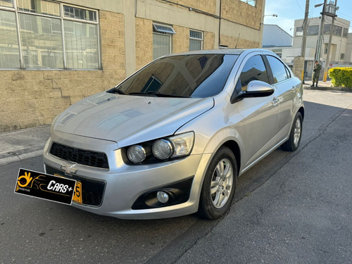 Chevrolet Sonic 1.6 Lt 4 p