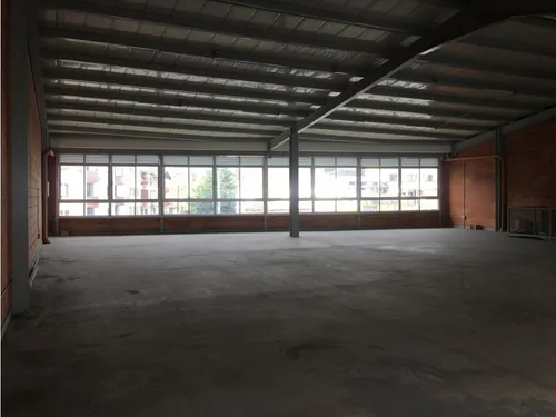 Bodega En Arriendo San Juan Segundo Piso