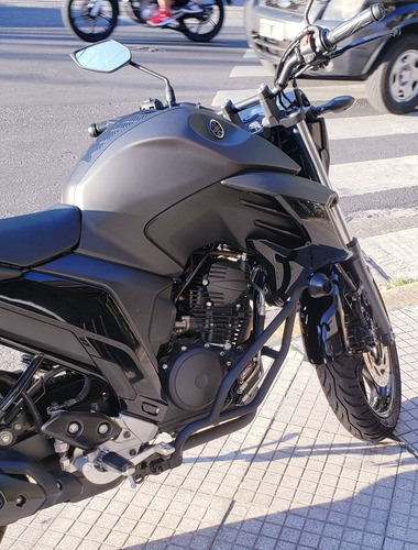 Yamaha Fz 25