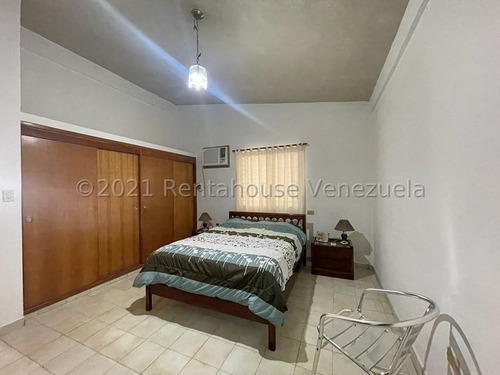 Imagen 5 de 13 de Bella Casa En Venta En Puerta Maraven Punto Fijo 04146954944 23-3982