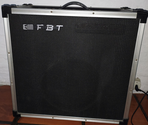 Amplificador De Guitarra Eléctrica Fbt 100w