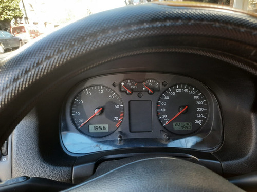 Volkswagen Golf 1.6 Comfortline