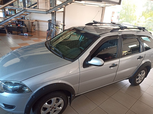 Fiat Palio Weekend Treking 2016