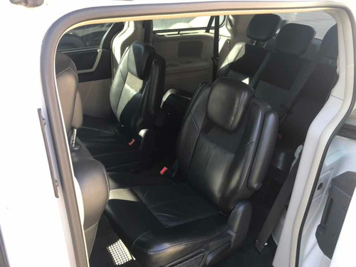 Chrysler Town & Country 2011 3.8 Limited Atx