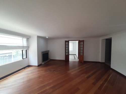 Apartamento En Arriendo En Chico Norte. Cod A1038472