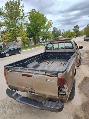 Toyota Hilux 2.5 Dx Pack Cab Doble 4x2 (2009)