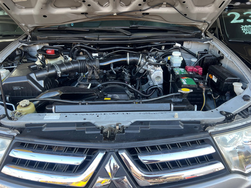Mitsubishi L200 2.4 Triton Hls Chrome Edition Cab. Dupla Flex 4p