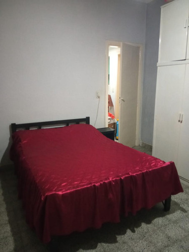 Casa En Venta - 2 Dormitorios 1 Baño - Cochera - 600mts2 - Chillar, Azul