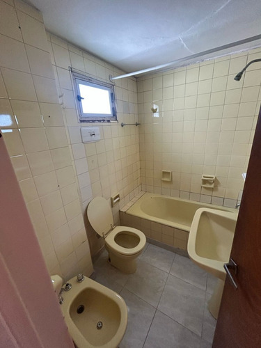 54 E/ 2 Y 3 - Departamento En Alquiler 3 Dormitorios