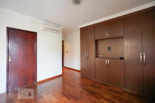 Casa À Venda - Vila Califórnia, 3 Quartos, 252 - S893016560
