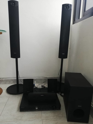 Home Theater Con Dvd Modelo Dav-tz530 Usado