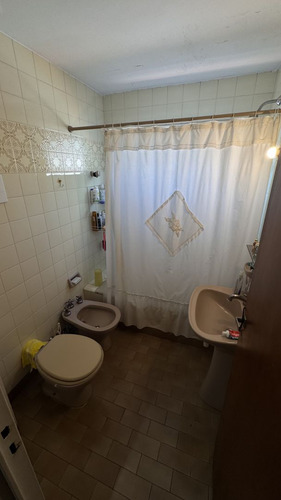 Venta Flores Departamento 3 Amb Frente Cochera