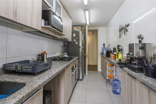 Departamento En Venta De 2 Dorm. En San Carlos De Apoquindo