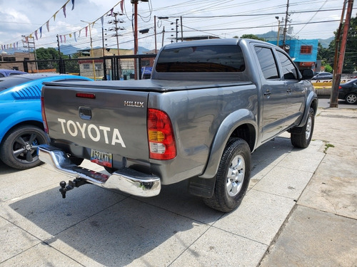 Imagen 5 de 13 de Toyota Hilux 2.7 Sincrónica