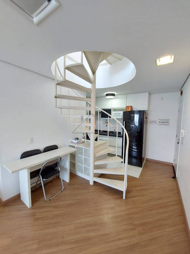 Imagem 8 de 15 de Apartamento Duplex - Jardim Celeste - - 1994