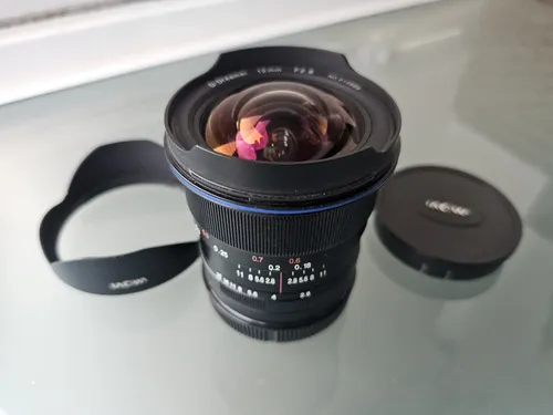 Lente Laowa 12mm F2.8 Zero Distortion Montagem Canon Ef Top