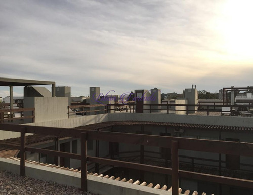 Imagen 10 de 11 de En Venta Y Alquiler Apto Con Terraza Parrillero En Manantiales