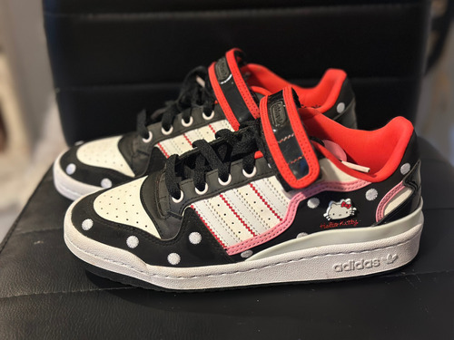 Zapatillas Hello Kitty adidas