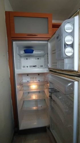 Imagen 16 de 29 de Urbanizacion Rotafe Resd Mirabella I Amplio Apartamento Vende Yackeline Tovar 04145831984