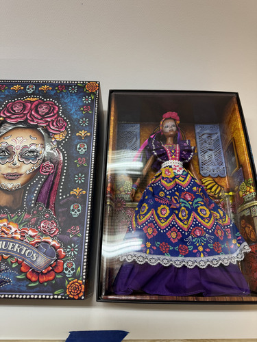 Mattel Muñeca Barbie Signature Dia De Muertos 2022 (Usado)
