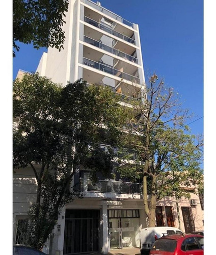 Imagen 3 de 30 de Hermoso Dpto 2 Ambientes Contrafrente Con Balcon Y Parrilla.