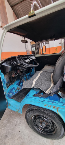 Kombi Ano 84 Com Documentação Em Dia.