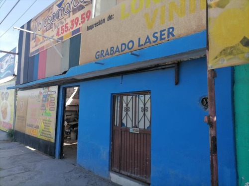 Imagen 1 de 7 de Local Comercial En Venta Miguel De La Madrid