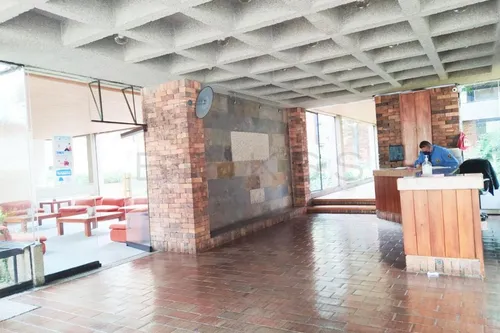 Apartamento En Arriendo En Los Rosales. Cod A1846