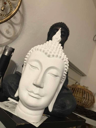 Cabeza De Buda, Meditación, Mantra. Blanco