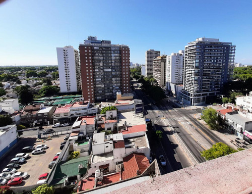 Venta Departamento De 4 Amb. 2 Baños En Vicente Lopez  