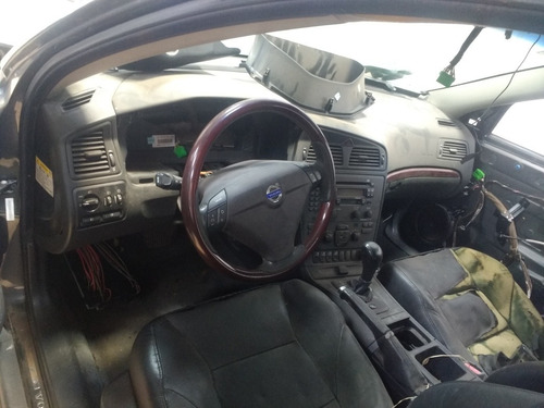 Imagem 4 de 4 de Sucata Volvo V70 2005 - Retirada De Peças