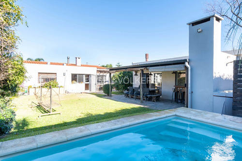 Venta De Casa De 3 Dormitorios En Ciudad De La Costa A Pasos Del Mar Id 6456