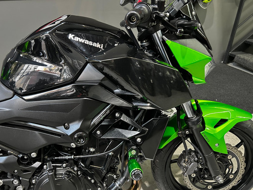 Kawasaki Z400 2020 - Moto Conservada - Pneus Novos - Acess.