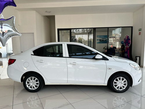 Chevrolet Aveo Hatch 1.6 Ls Mt