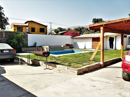 Casa En Venta De 4d 3b, En La Calera. Región De Valparaíso.