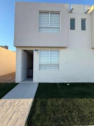 Casa En Venta De 2 Recámaras A 55 Minutos De Cdmx ,fraccionamiento Ciudad Natura 2. - foto 1