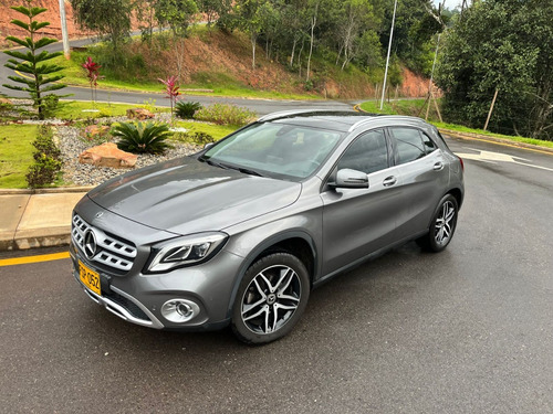 Mercedes-Benz Clase GLA 1.6 Urban