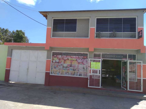 Venta De Local Comercial. Intercomunal Turmero. Maracay