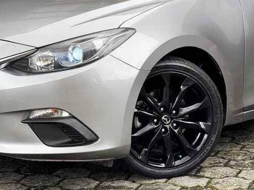 Mazda 3 2.0 Prime