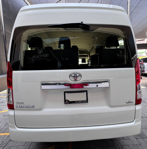 Toyota Hiace Gl 12 Pasajeros 2020 #1306