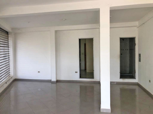 Imagen 2 de 8 de Local Comercial En Alquiler, Centro Puerto Ordaz