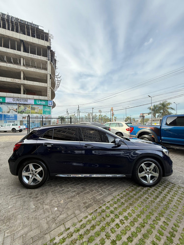 Mercedes-Benz Clase GLA 1.6 Gla250 Amg-line 211cv